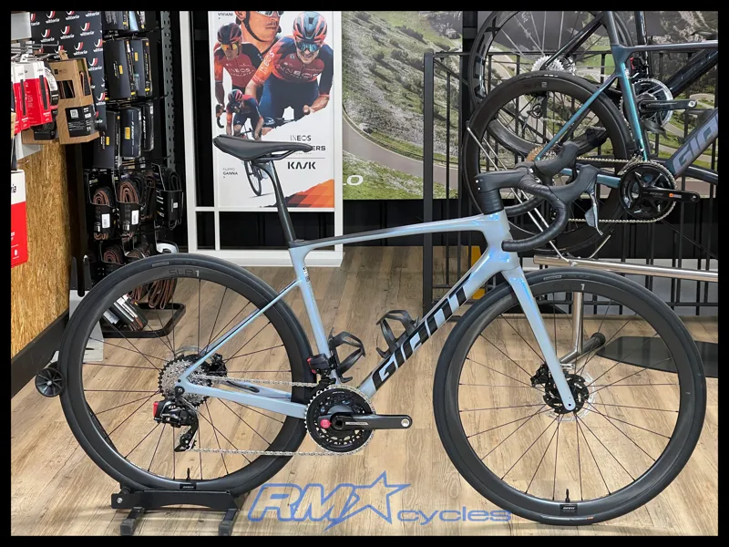 Giant Defy Advanced SL 1 Medium Moonstone 2024