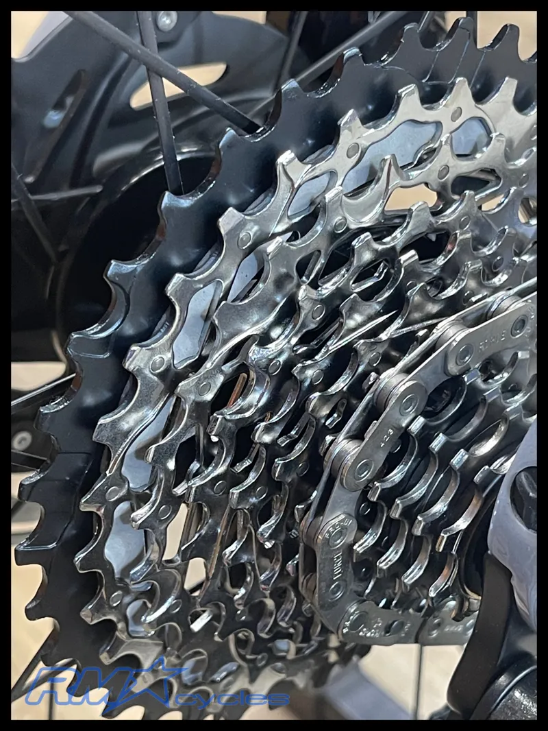 Giant Defy Advanced SL 1 Medium Moonstone 2024-2