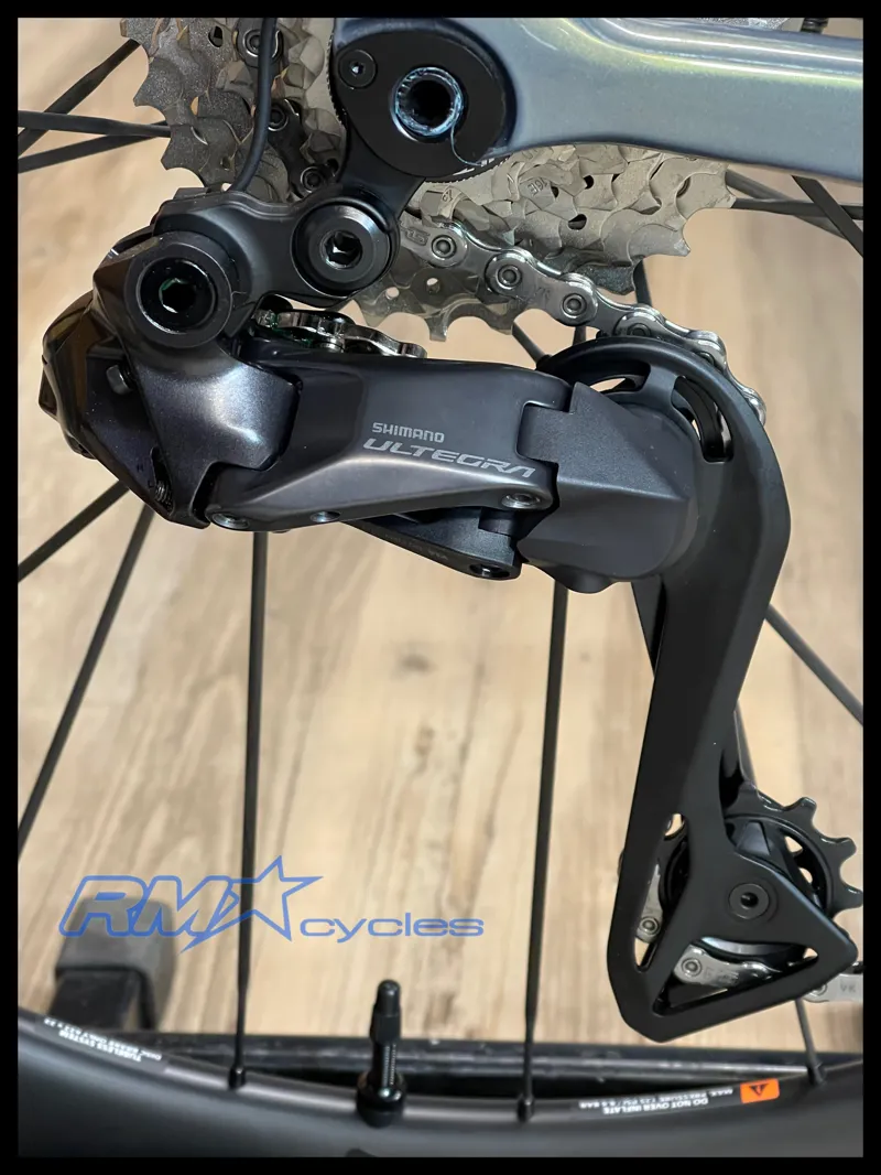 Giant Propel Advanced SL 1 Medium Aurora Noise 2025-3