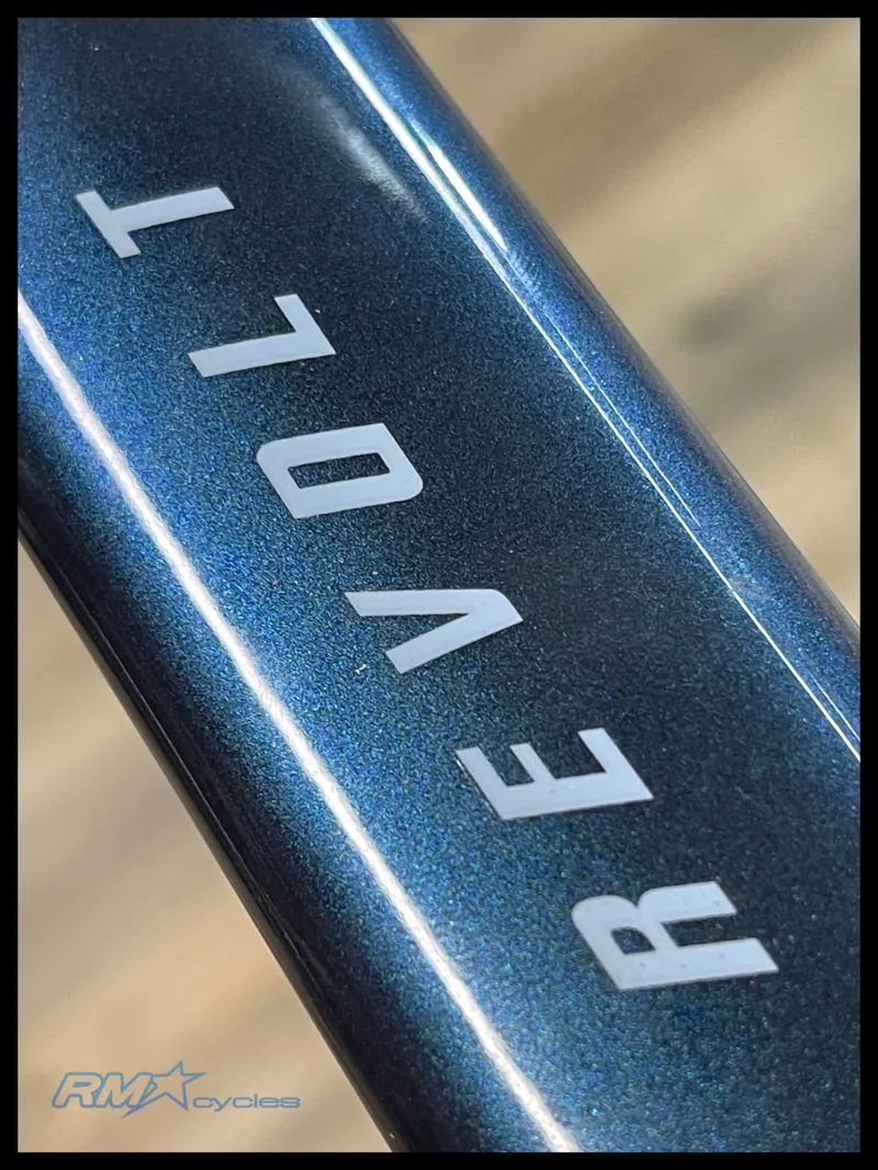 Giant Revolt Advanced 1 Medium Ocean Twilight 2024 Ex-Display-2