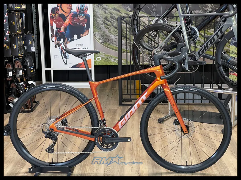 Giant Revolt Advanced 2 Medium Solar Flare