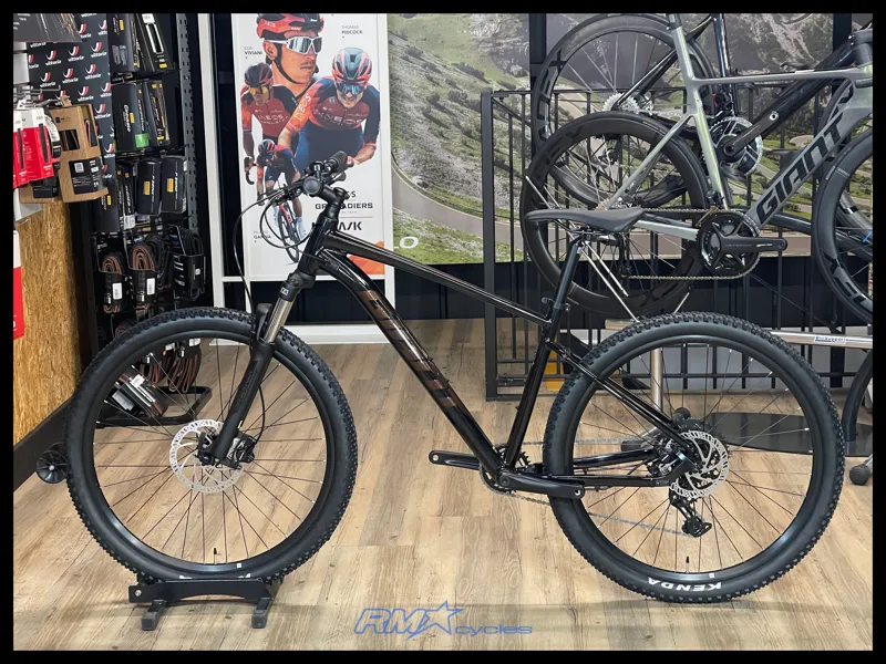 Giant Talon 2 27.5 Medium Metallic Black 2024-1