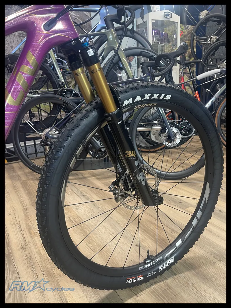 Liv Pique Advanced 29 0 Mulberry Glitter Small 2024 Ex-Display-7