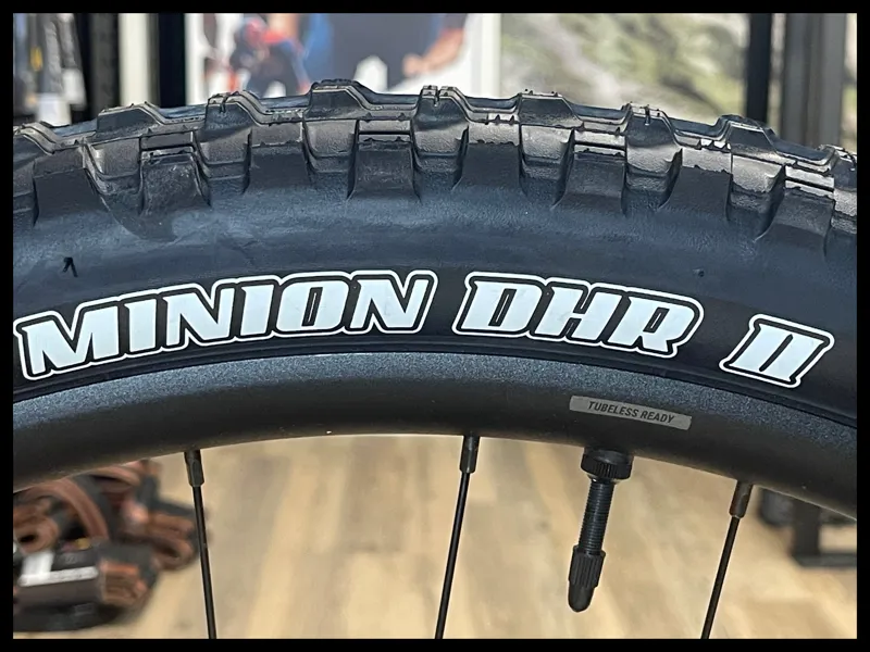 Giant Reign 29 2 Medium Black 2021-11