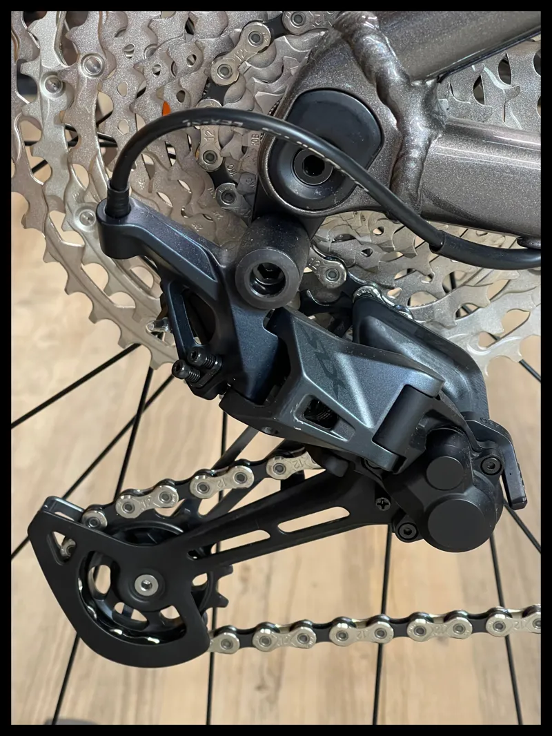 Giant Reign 29 2 Medium Black 2021-4