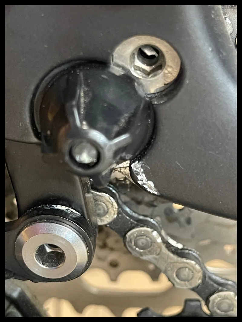 Giant Fathom E+ 2 29er 25km/h Large Gunmetal Black 2022 Ex-Demo-9