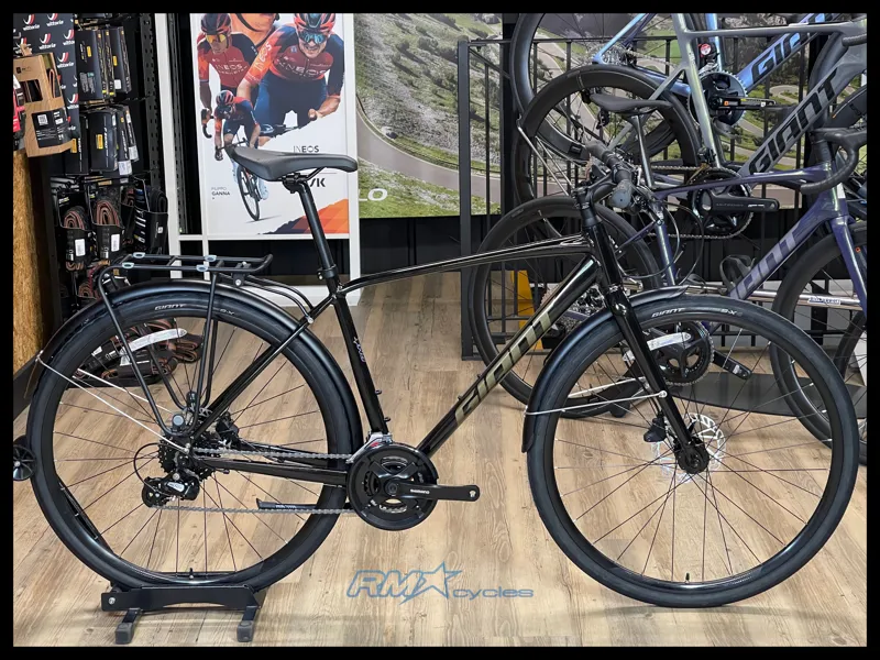 Giant Escape City Disc 2 Panther Medium 2024