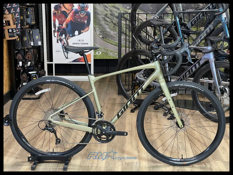 Giant Revolt 2 Medium Bay Leaf 2024 Ex-Display