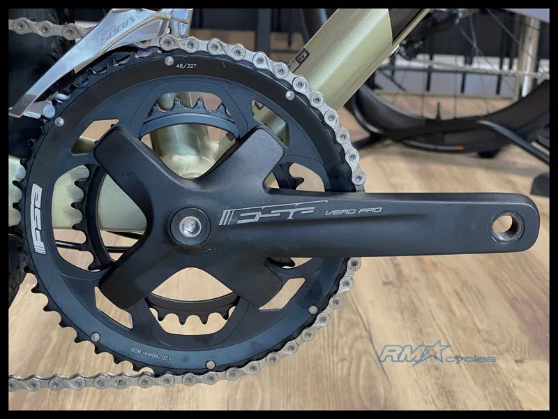 Giant Revolt 2 Medium Bay Leaf 2024 Ex-Display-5