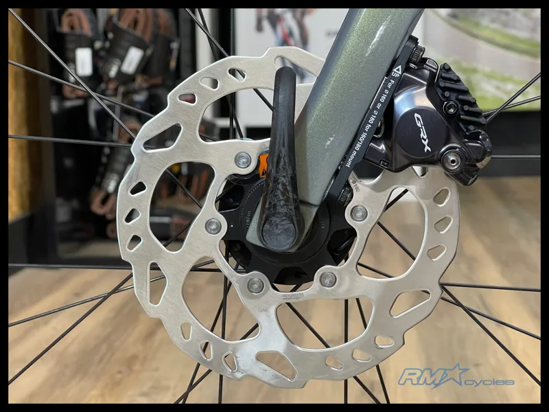 Giant Revolt Advanced 0  Aurora Noise Large 2025 Ex-Display-6