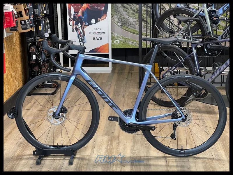 Giant TCR Advanced 0 Di2 Frost Silver M-Large 2024-1