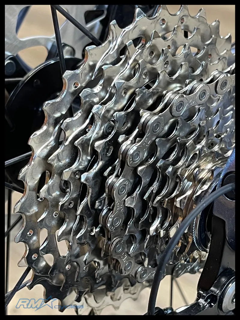 Giant TCR Advanced 0 Di2 Frost Silver M-Large 2024-2