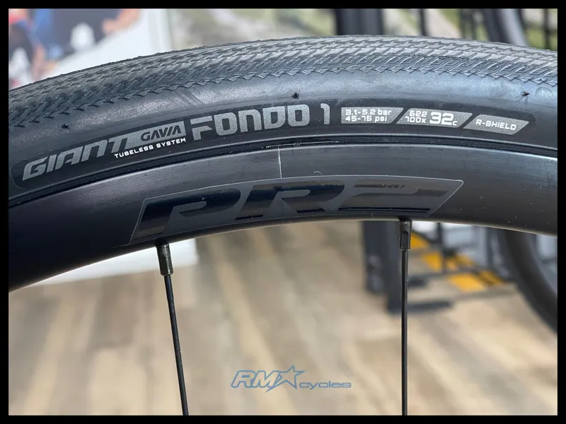 Giant DEFY ADVANCED 0 Medium Interstellar 2024 Ex-Display-9