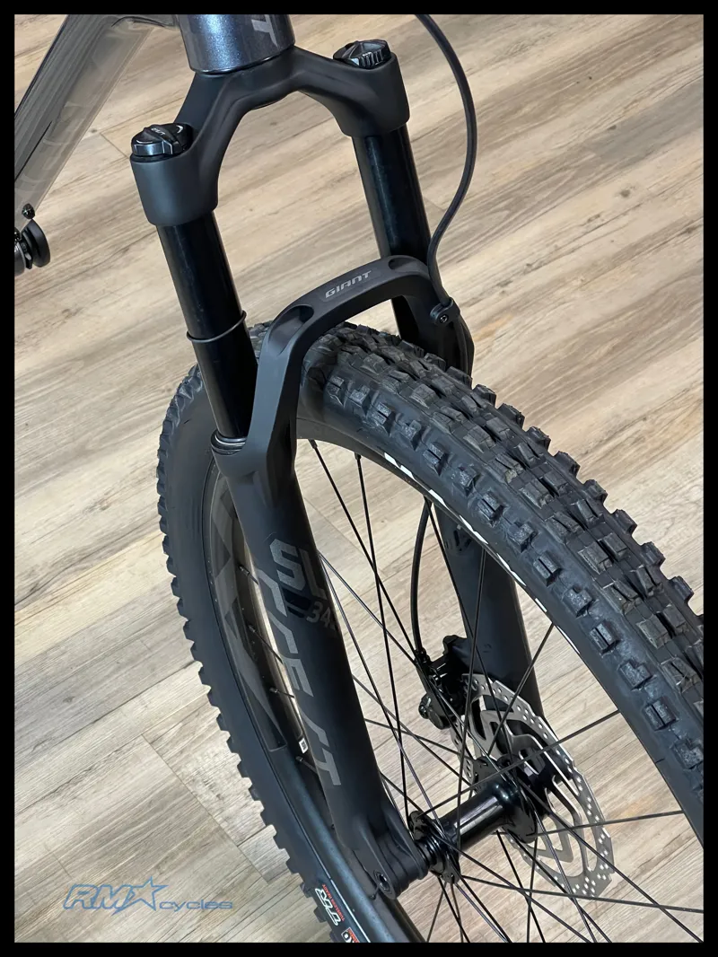 Giant Fathom 29 1 Medium Metallic Black 2022 Ex-Display-6