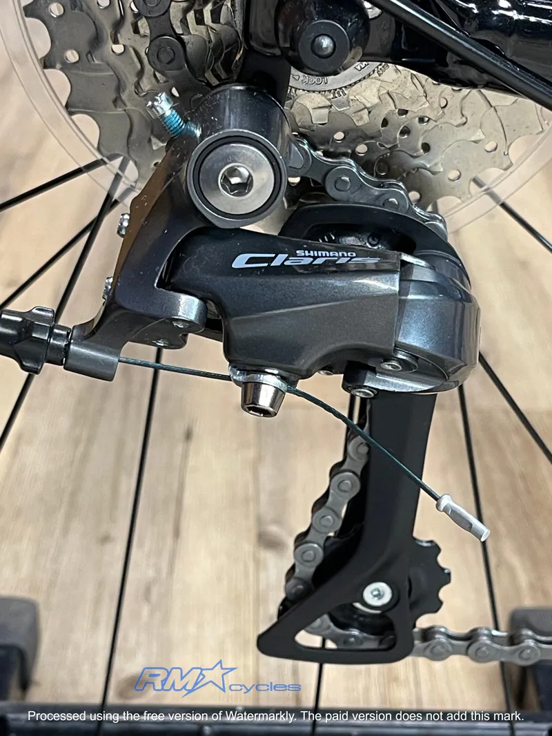 Giant Contend 2 Road Bike ML in Black 2021 Ex-Display-4