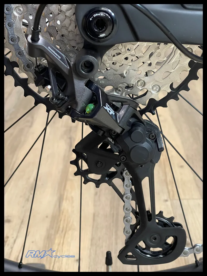 Giant Trance X Advanced E+ 1 25km/H Electric Mountain Bike in Airglow Large 2023 Ex-Display-4