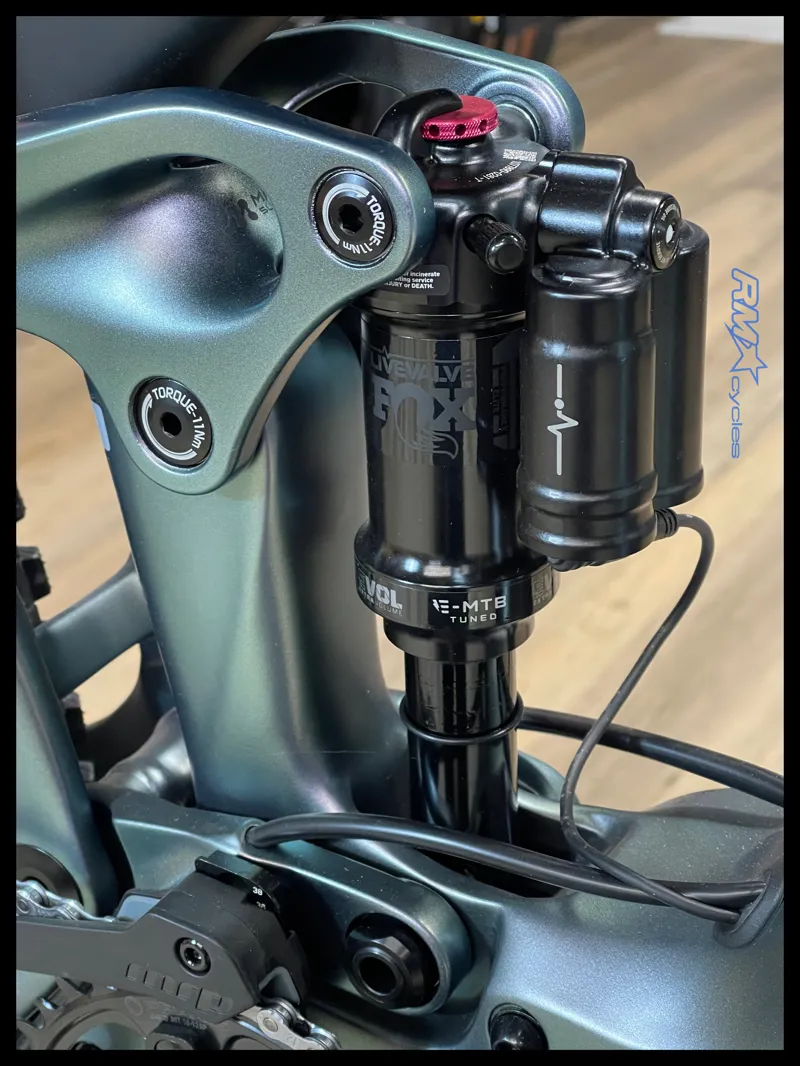 Giant Trance X Advanced E+ 1 25km/H Electric Mountain Bike in Airglow Large 2023 Ex-Display-6