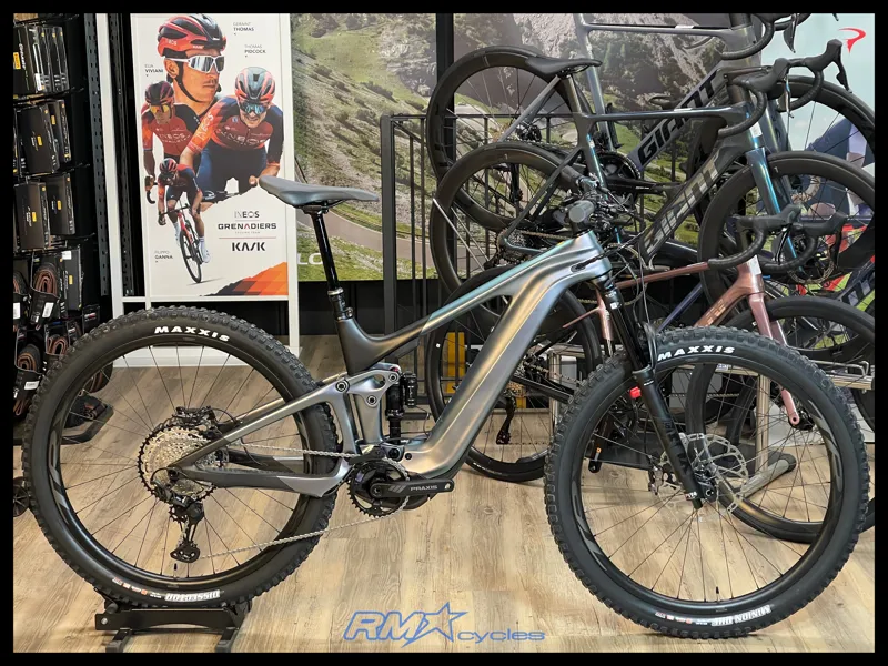 Giant Trance X Advanced E+ 1 Medium Airglow 2024 Ex-Display