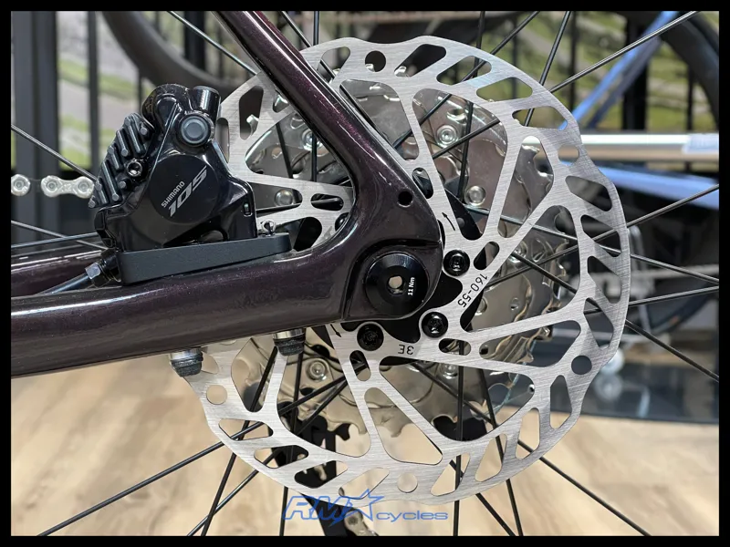 Giant Defy Advanced 2 Tiger Red M-Large 2025 Ex-Display-8