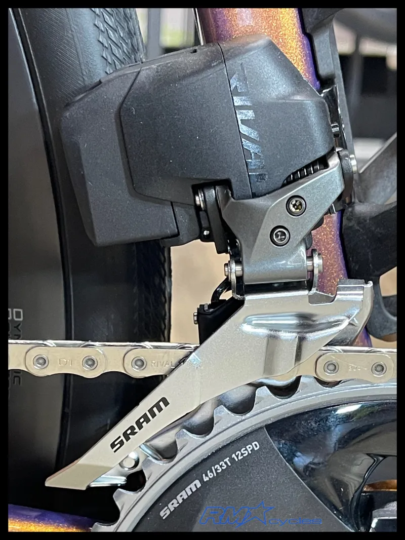 Giant Defy Advanced Pro 1 Meteor Storm Large 2025 Ex-Display-5