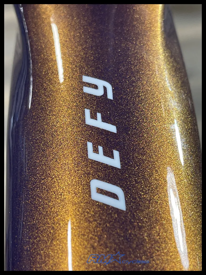 Giant Defy Advanced Pro 1 Meteor Storm Large 2025 Ex-Display-2