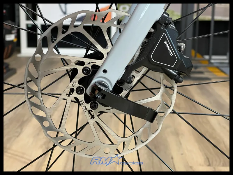 Giant Escape Disc 0 Good Gray Medium 2025 Ex-Display-7