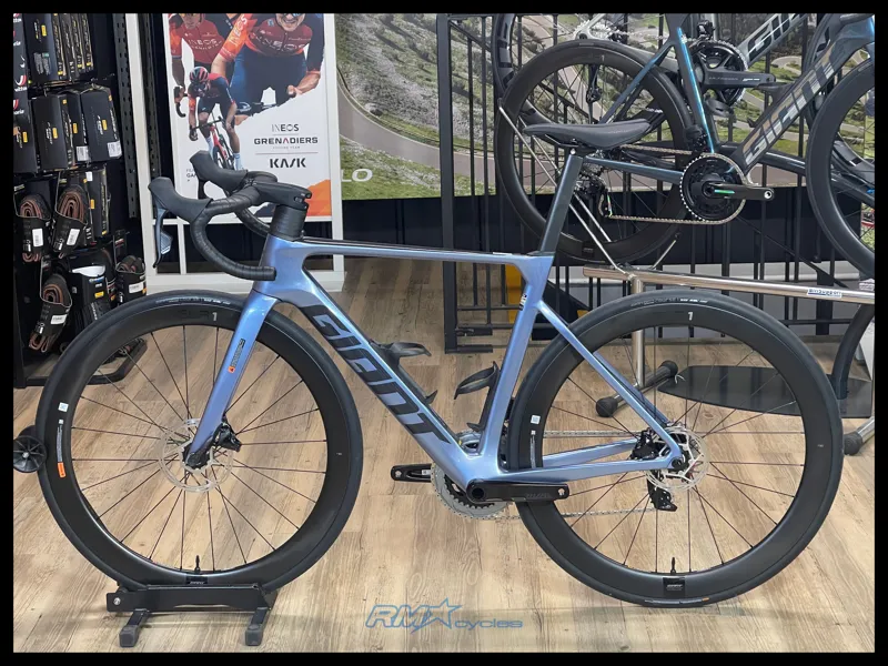 Giant Propel Advanced Pro 1 Frost Silver in Small 2025 Ex-Display-1