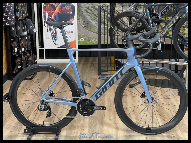 Giant Propel Advanced Pro 1 Frost Silver Large 2025 Ex-Display