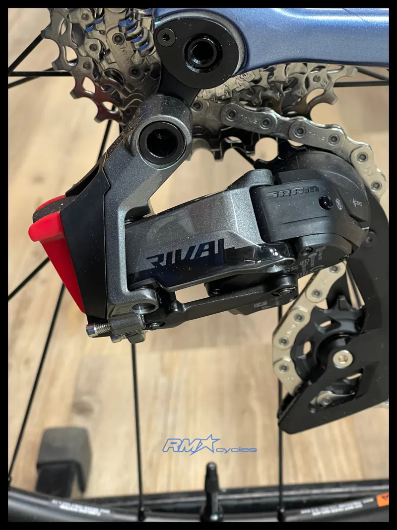 Giant Propel Advanced Pro 1 Frost Silver Large 2025 Ex-Display-4