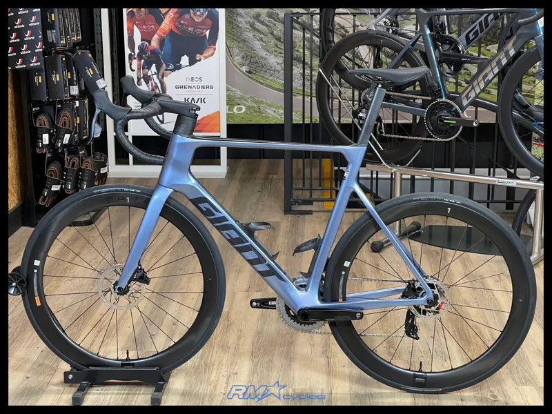 Giant Propel Advanced Pro 1 Frost Silver Large 2025 Ex-Display-1