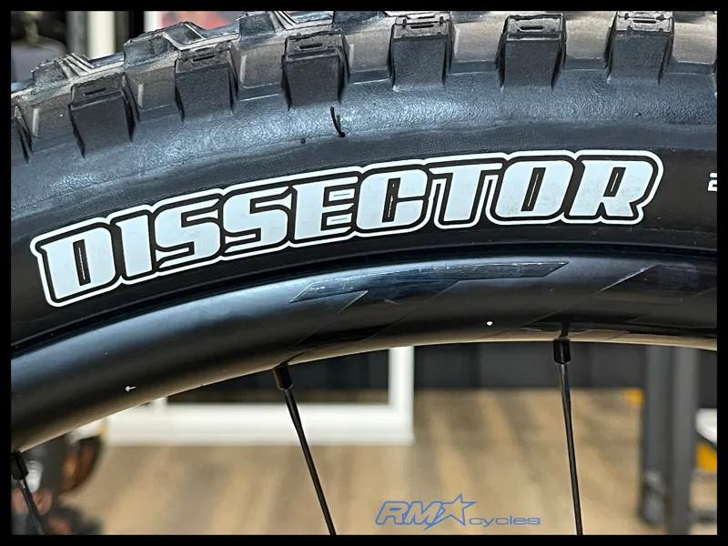 Giant Trance X Advanced 1 Arctic Light Large 2025 Ex-Display-12