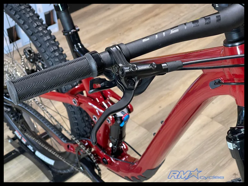 Giant Trance 29 2 Dried Chilli/Black 2022-8