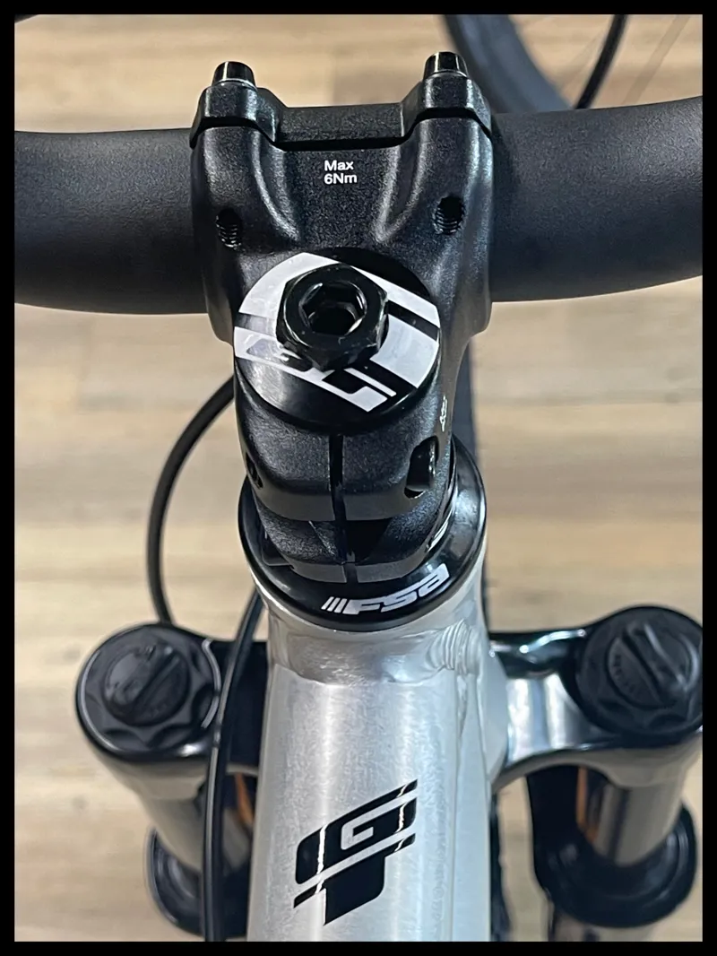 GT LaBomba RAW 26 Kids Jump Bike 2024-4