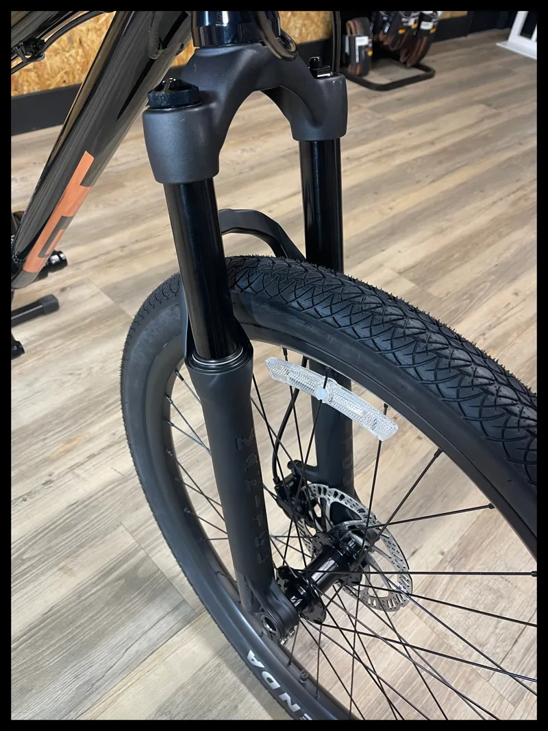 GT LaBomba Pro 26 Unisex Black 2025-5