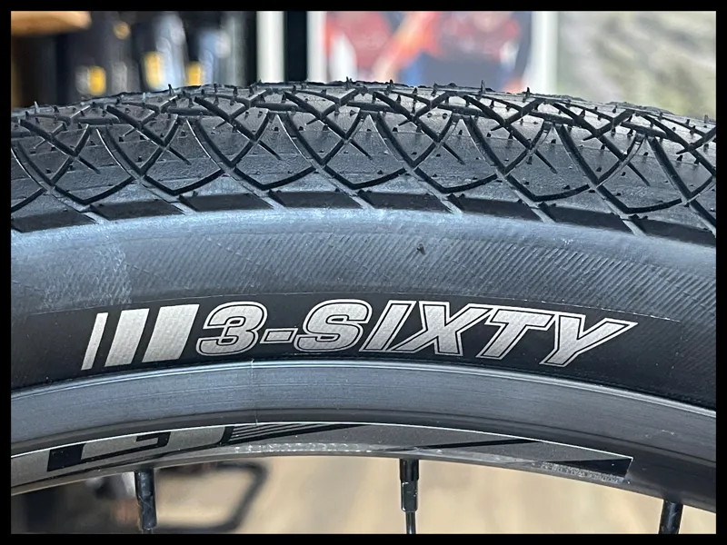 GT LaBomba Pro 26 Unisex Black 2025-9