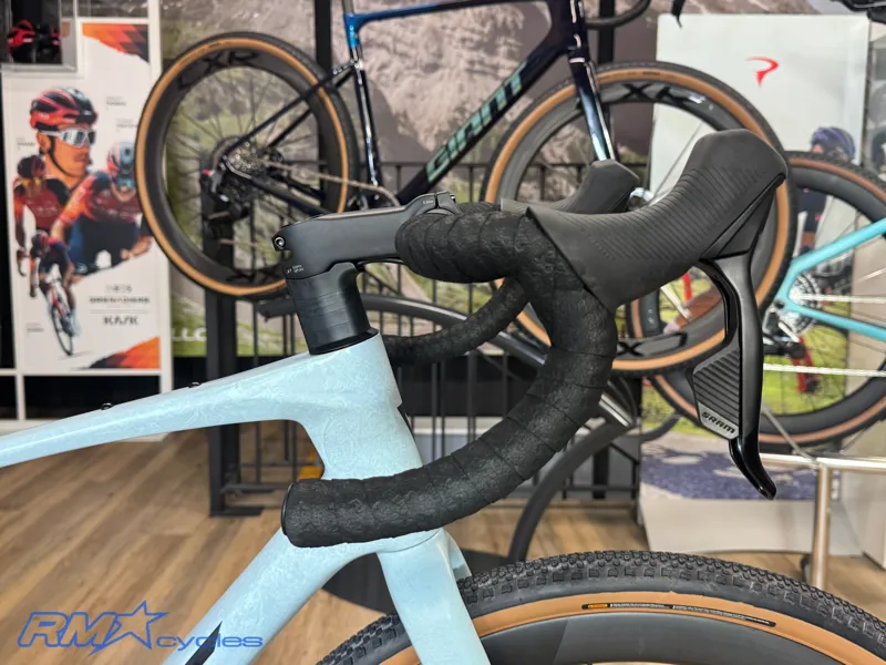 Giant Revolt Pro Custom Build Size M Slate-2
