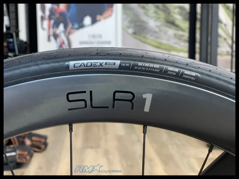 Giant Trinity Advanced SL 1 Road Bike in Carbon/Matte Carbon-7