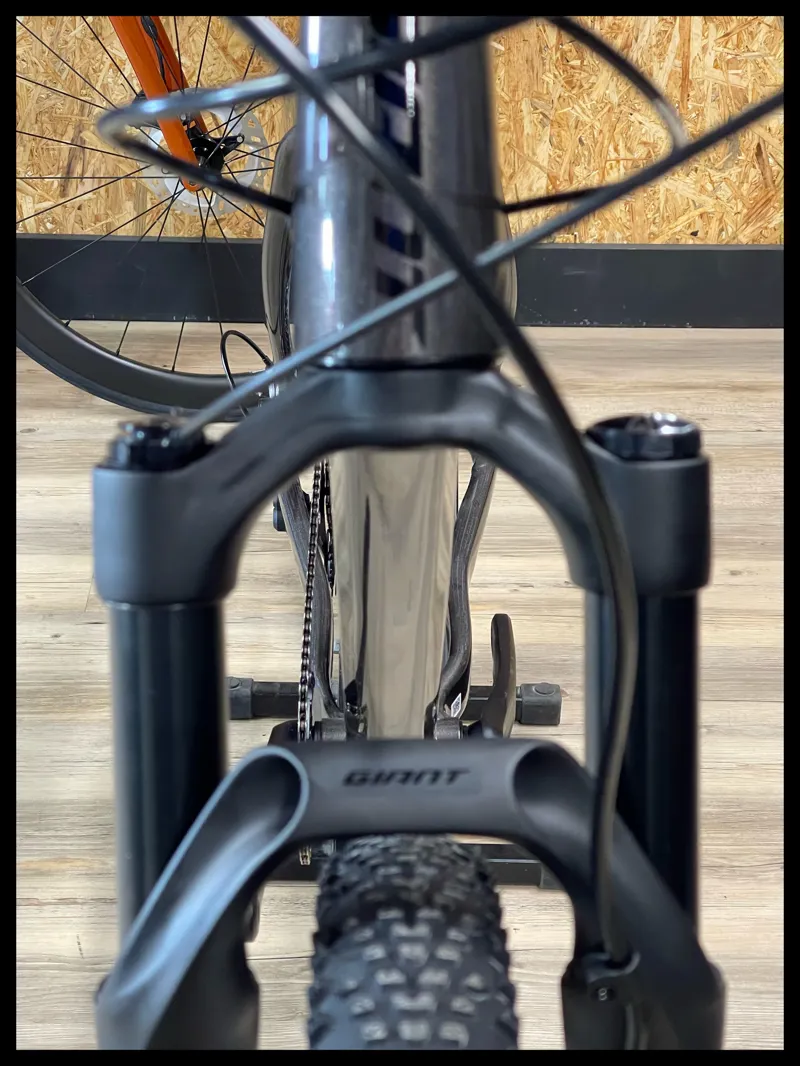 2021 Giant XTC SLR 29 1 Disc Mountain Bike in Black -2