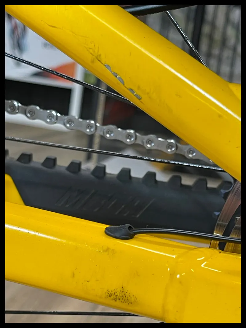 Nukeproof Megawatt 297 Elite Yellow X-Large 2022 Approved Used-12