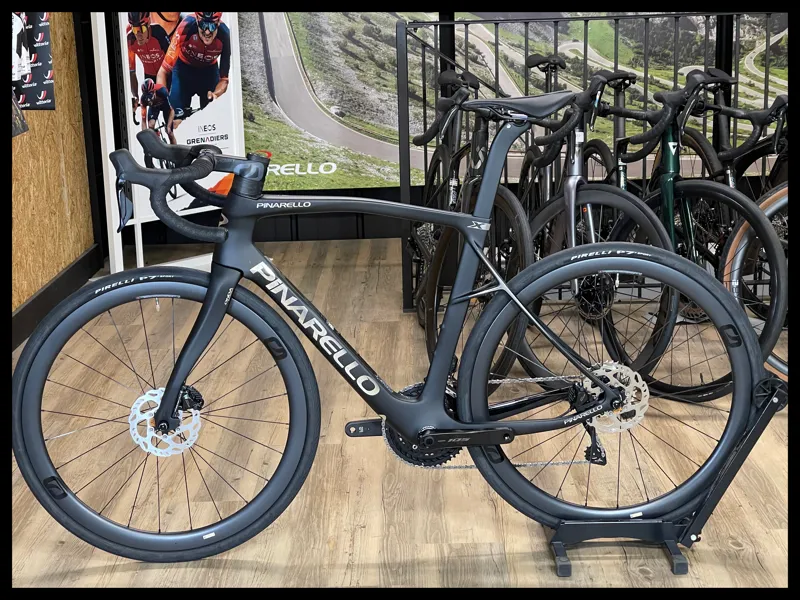 Pinarello X5 DISC 105 DI2 Xolo Black 2024-1