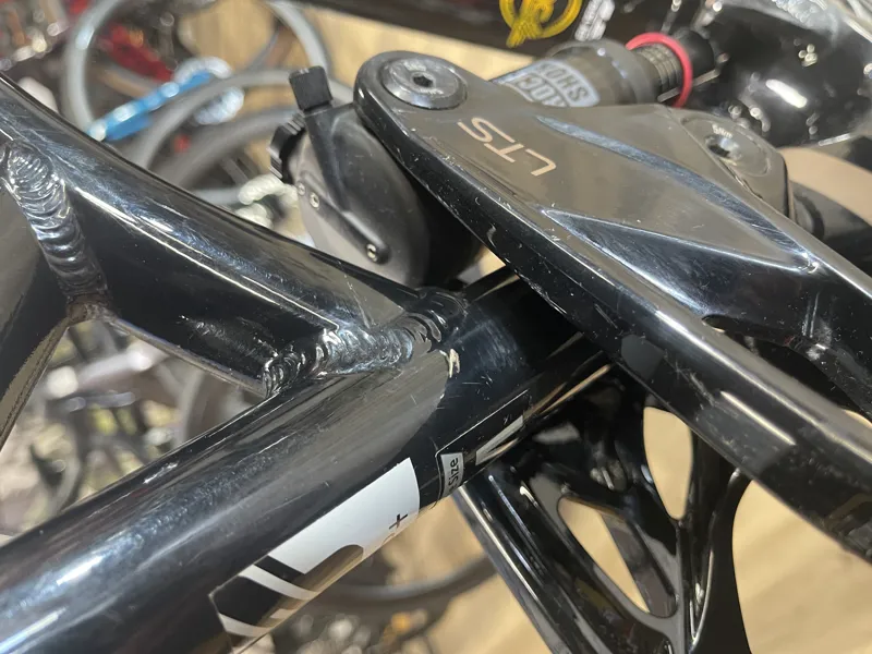 29 M eForce Amp+ BLK MD-7