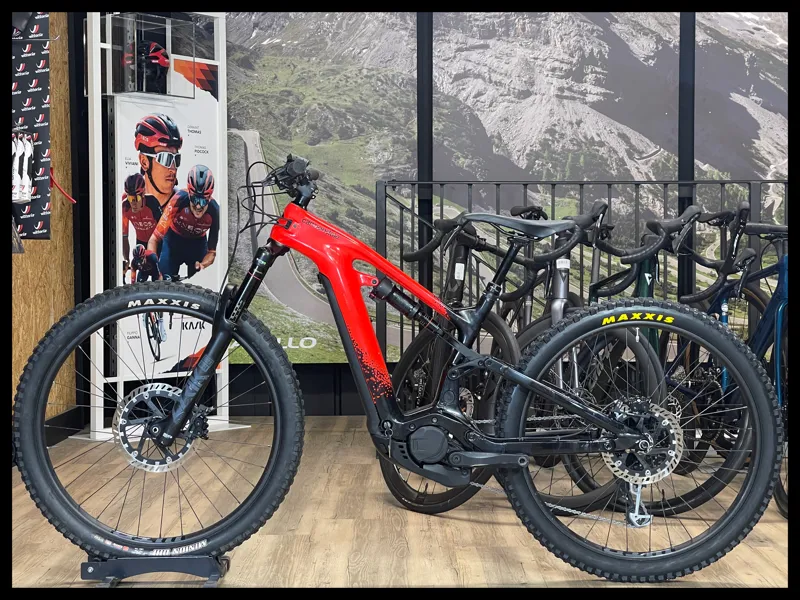 Cannondale Moterra 2 27.5 Acid Red Small 2020 Approved Used Odo 862 miles-1