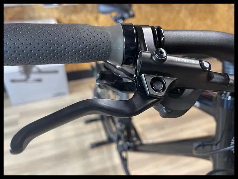 CD28-C31100M10M  Quick Disc 1 Mens Hybrid Black Pearl Medium 2024-6