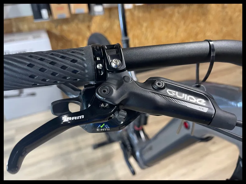 Forme Shottle Pro E Mens Medium Grey/Black 2022  S8025-5207660109 8352441-5