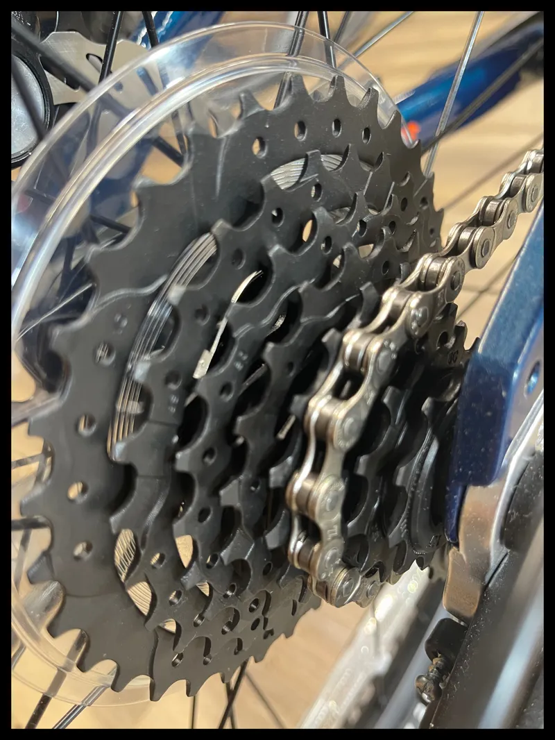 GT Stomper Ace 26in Kids Mountain Bike in Blue 2021-4