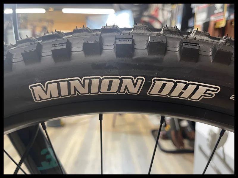 Kona Remote 130 29 Medium Gloss Metallic Pewter 2022-11