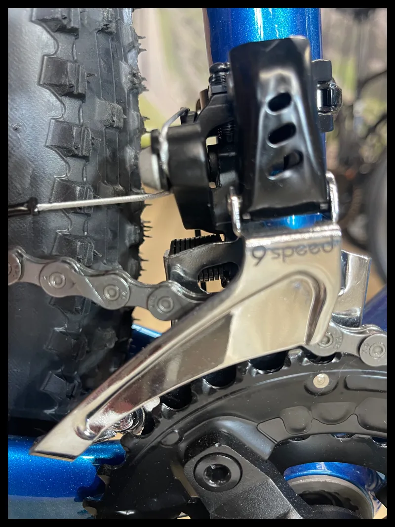 GT Bicycles Avalanche Sport Hardtail Mountain Bike Blue Medium 2023 Ex-Display-4