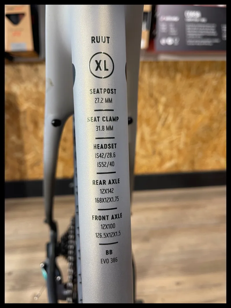 Rondo Ruut CF 1 XL Black/White 2024-2