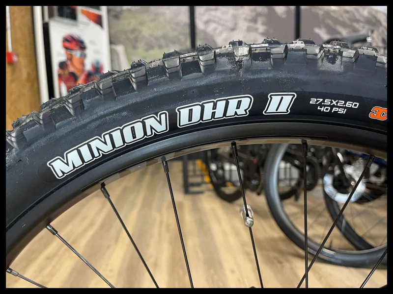 Cannondale Moterra Neo Carbon LT 2 297 Unisex Black Quartz Small 2024-8