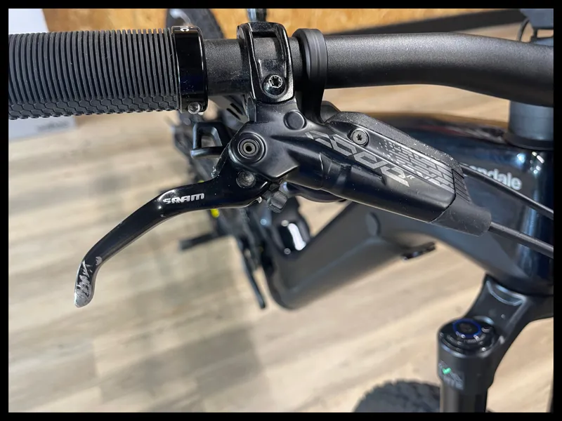 Moterra Neo Crb LT 2  297 Unisex Black Quartz  Medium 2022 Approved Used-9